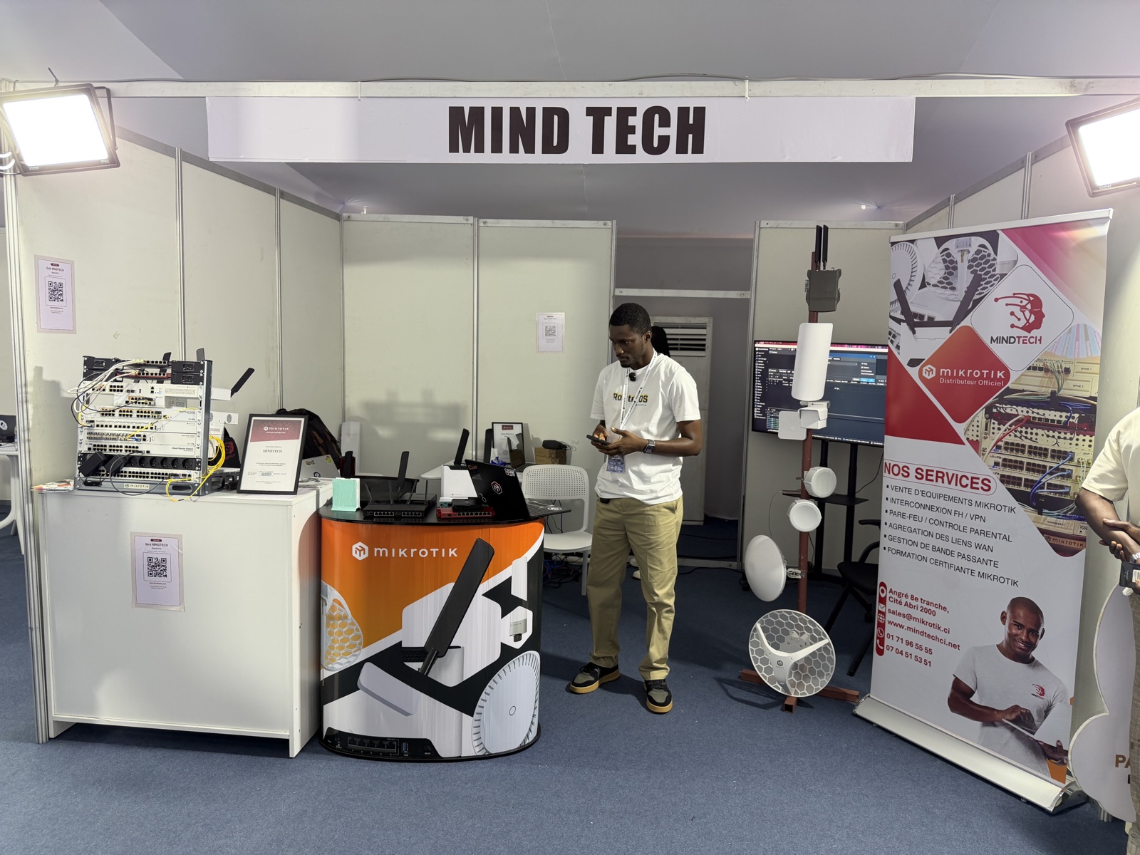 Stand Mindtech — Distributeur officiel MikroTik au Burkina Faso